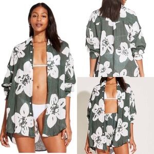 REVOLVE VITAMIN A Playa Oversized Shirt & Shorts Set Linen Sage Floral Beach